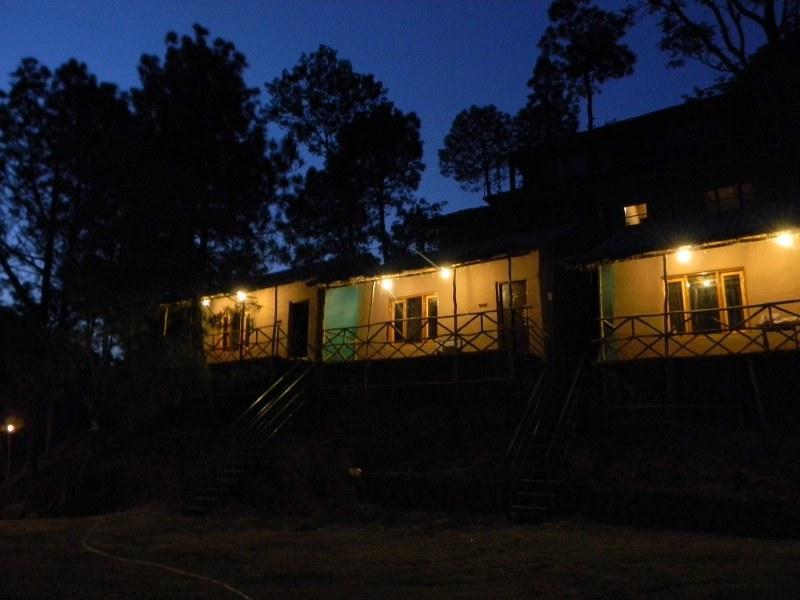 The Mud House Resort Kasauli Buitenkant foto