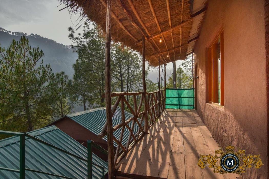 The Mud House Resort Kasauli Buitenkant foto