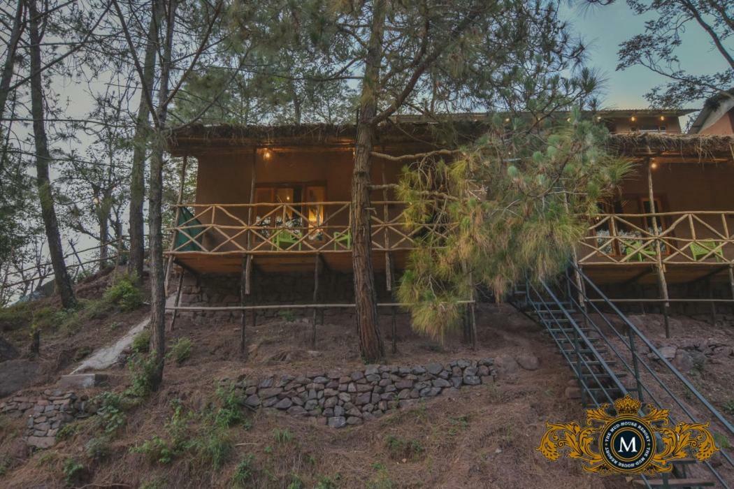The Mud House Resort Kasauli Buitenkant foto