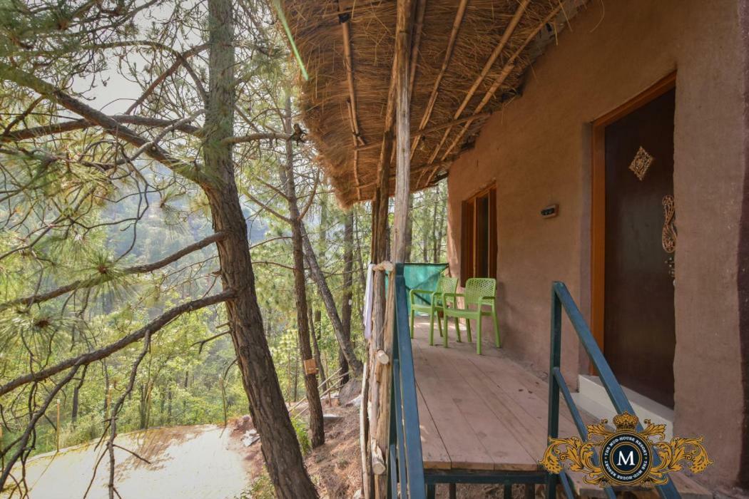 The Mud House Resort Kasauli Buitenkant foto